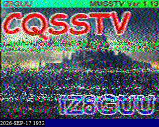 Conventional analog SSTV airplane reception example over 20 metres